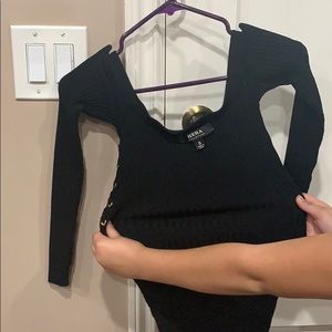 I’m selling a black long dress!!